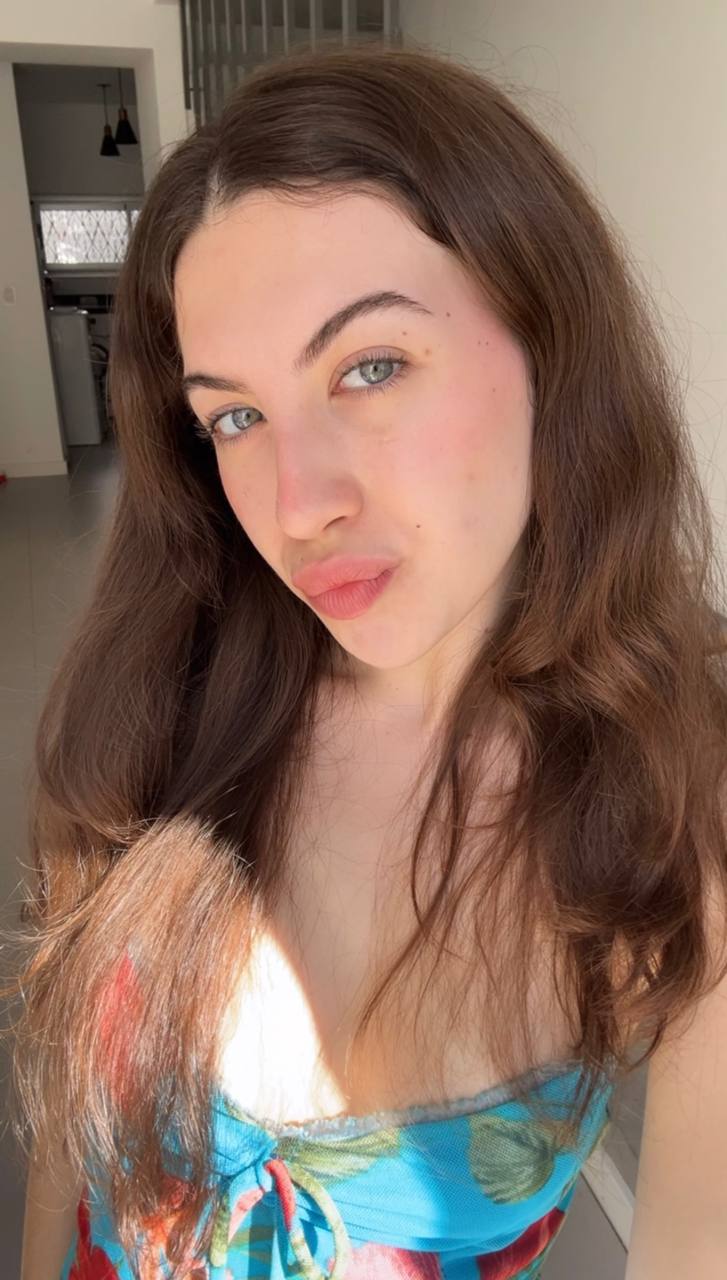 Nude girl Amber in Georgetown