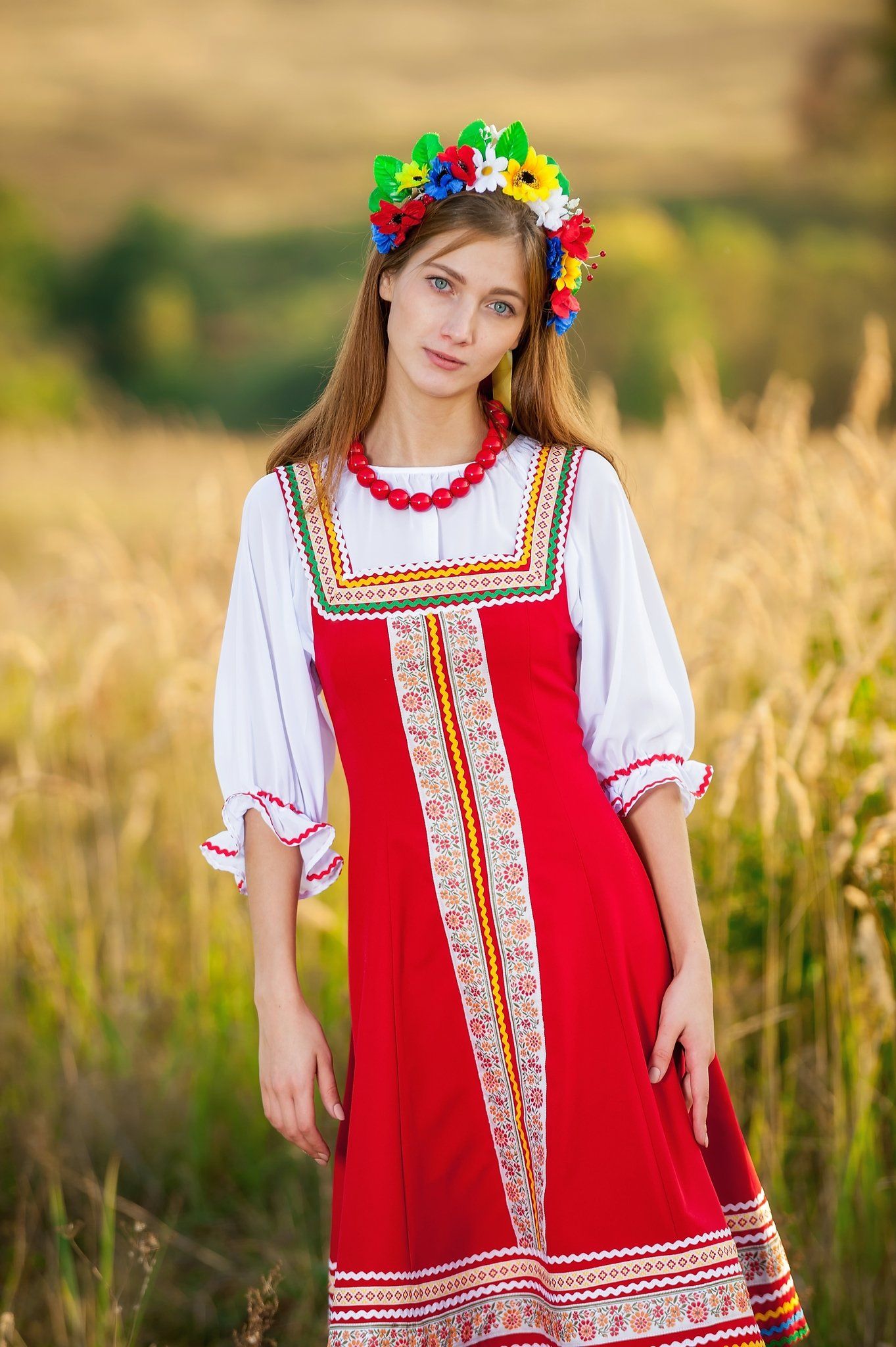 Women in Slavic costumes in Georgetown