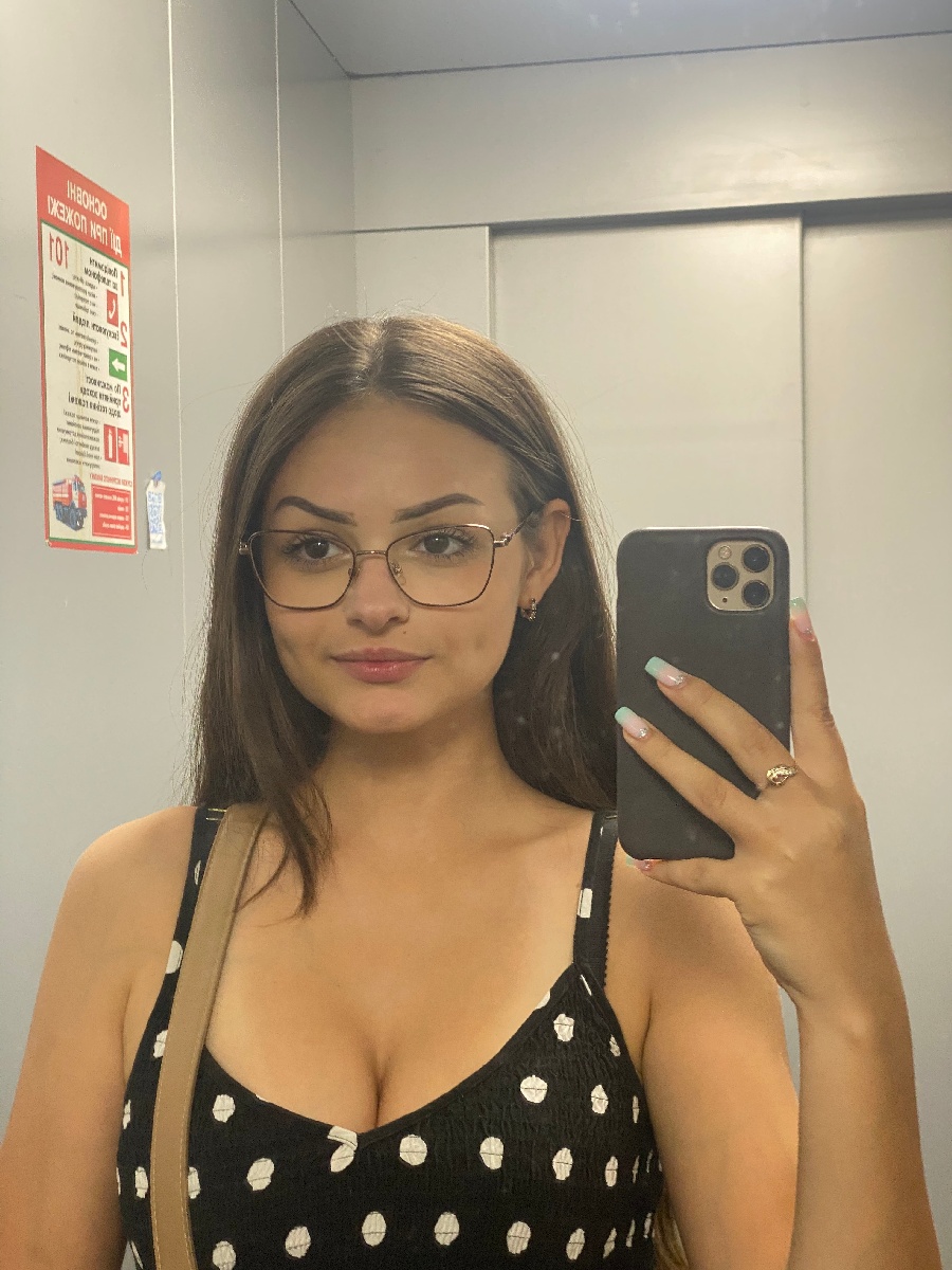 Sexy model Stacy in Georgetown